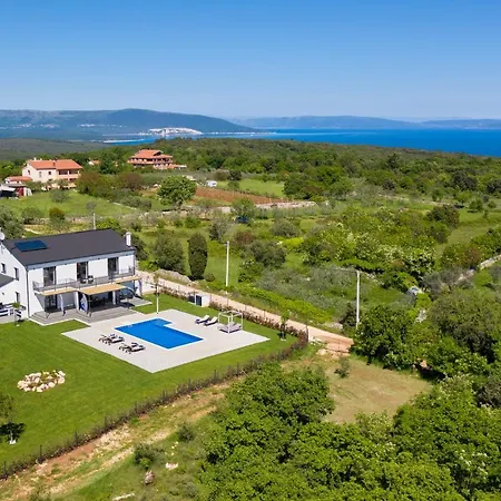 Dolce Bacio Villa