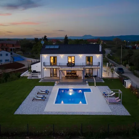 Dolce Bacio Villa