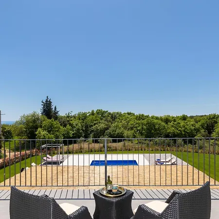 Villa Dolce Bacio Kavran