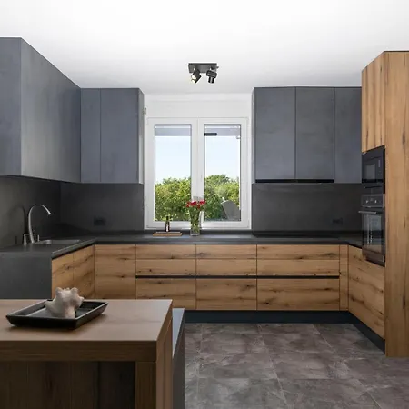 Dolce Bacio فيلة Kavran