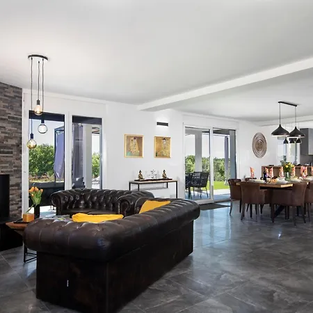 فيلة Dolce Bacio *